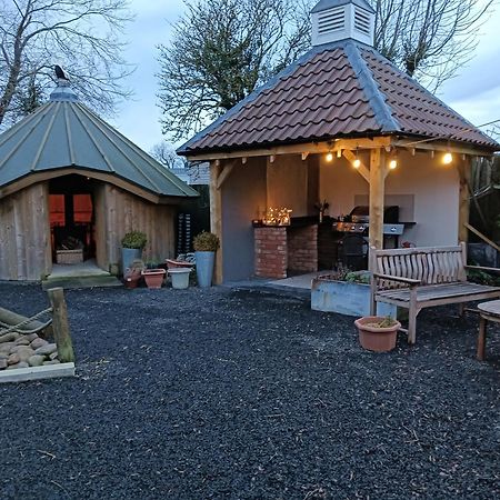 Lucker Mill Shepherds Huts Екстериор снимка