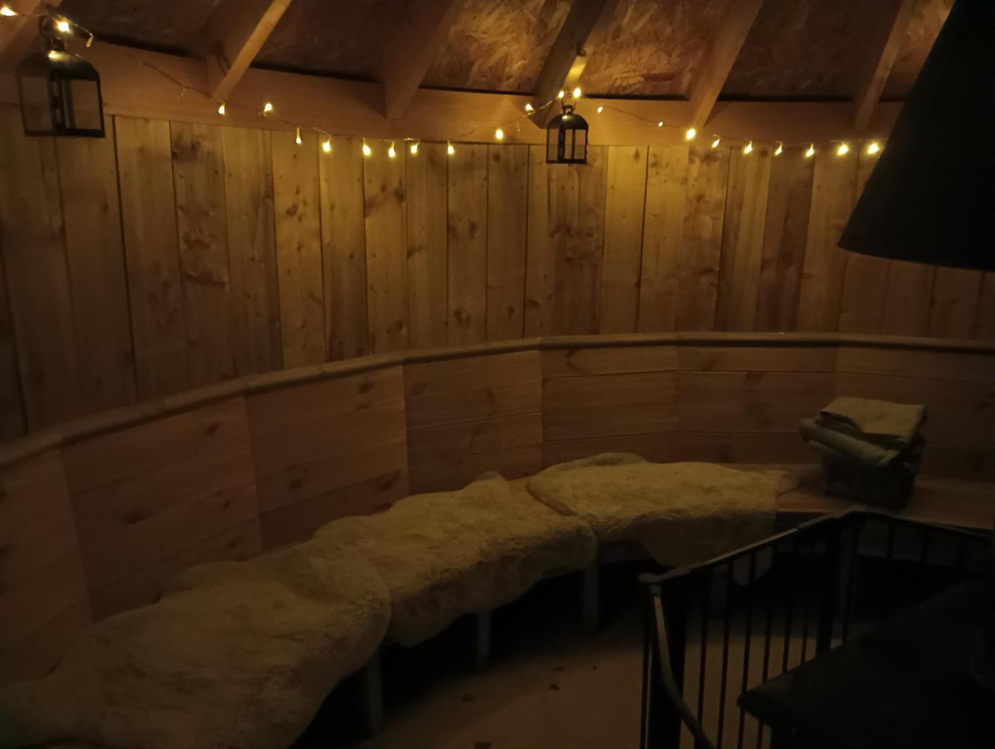 Lucker Mill Shepherds Huts Екстериор снимка
